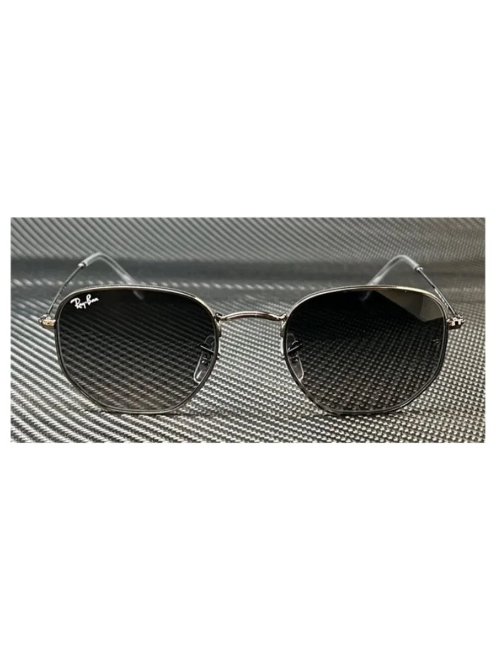 Ray-Ban new tags